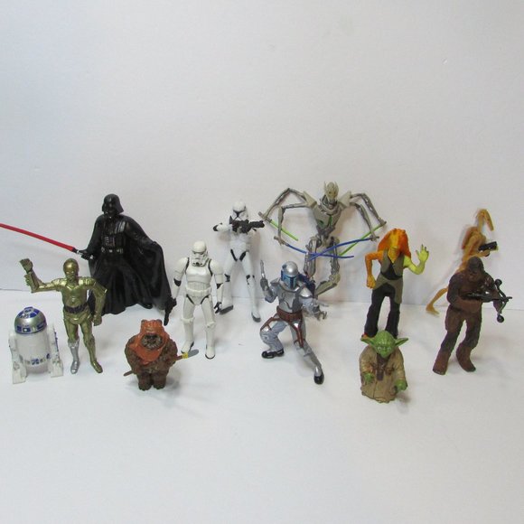 Star Wars Other - lot Star Wars figures Vader Fett Greivous Jar Jar Yoda C3 R2 Wicket Chewy droids